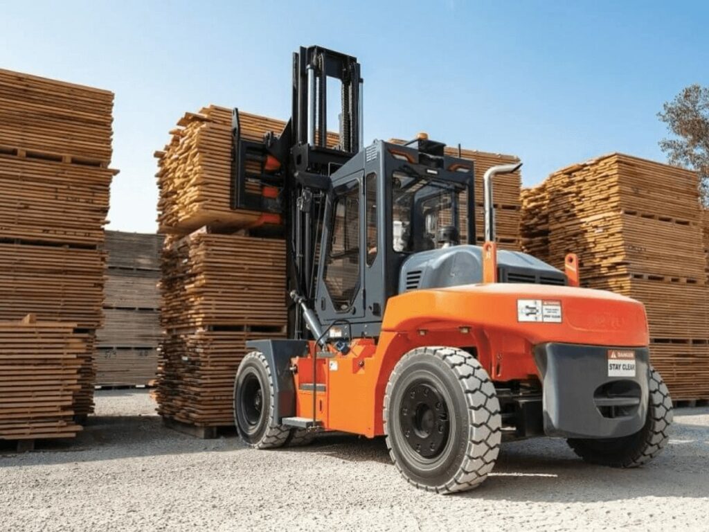 pneumatic tire forklift2